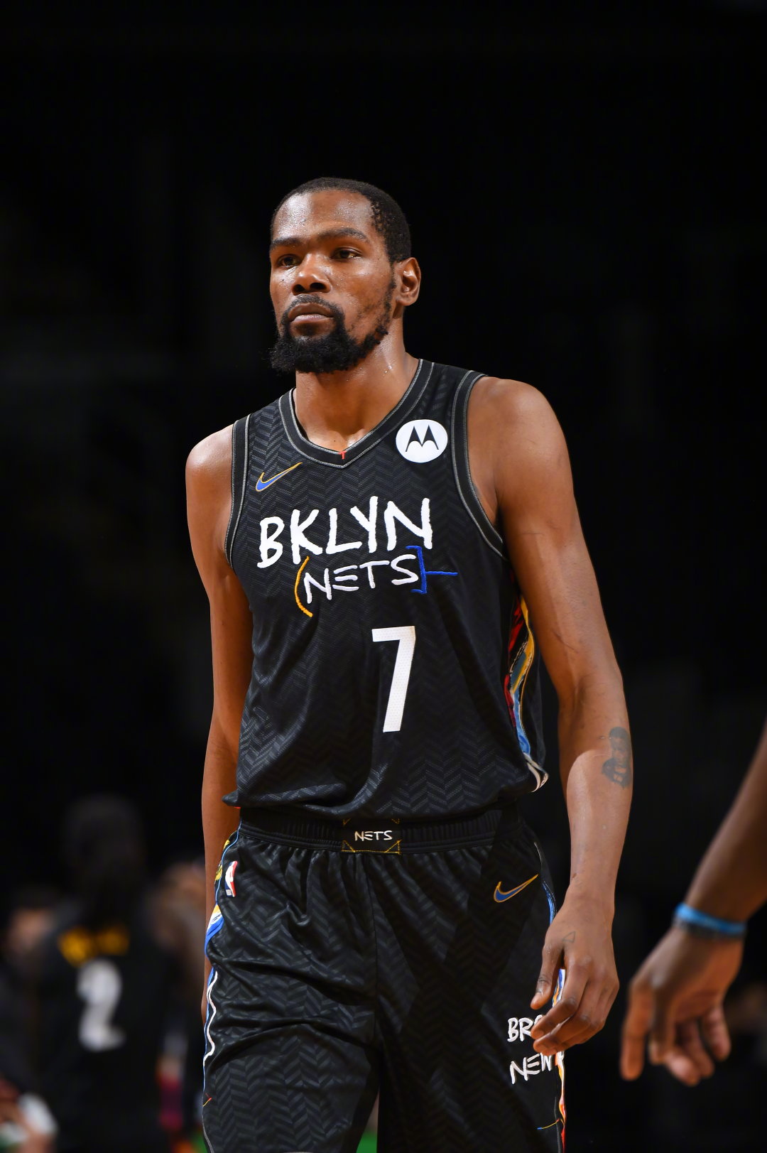 九游体育下载-篮网引发争议！，杜兰特官方宣布领先优势明显新规热度持续攀升(哈登杜兰特篮网)