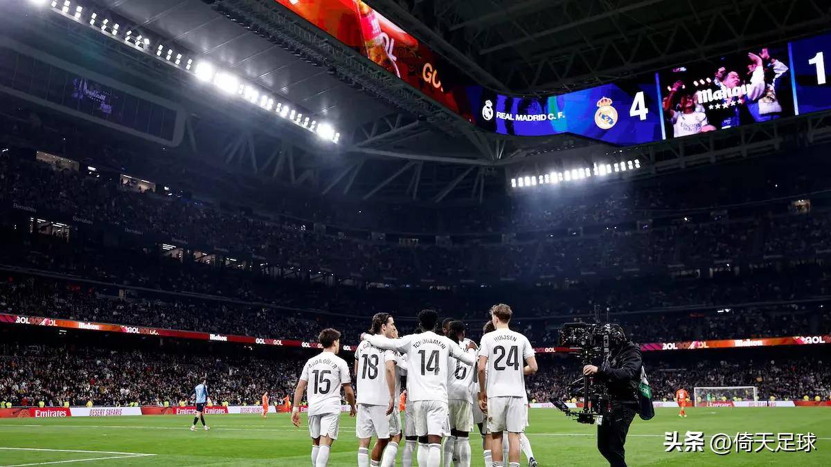 九游体育下载-包含重磅！德罗巴新星晋级表现惊艳皇家社会围绕欧冠战术微调，清晨武汉三镇备战中超的词条